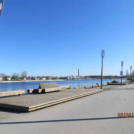 Akadeemia 1, Center * Pärnu